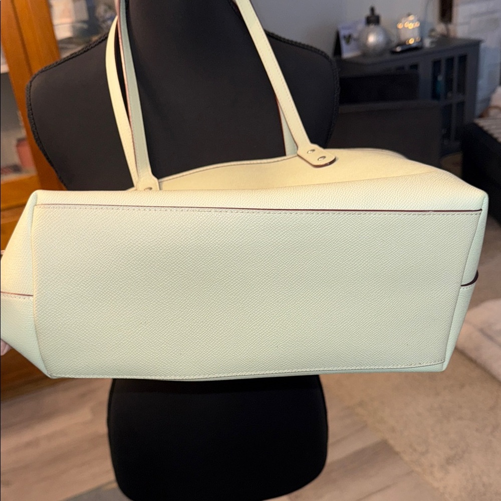 Coach City Tote Bag Sage green crossgrain leather interior pockets - Picture 4 of 15